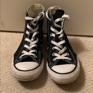 High top Black Converse Chuck Taylor